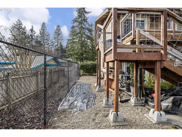 $360,000 | 2133 Northwest Watters Street, Roseburg, OR 97471