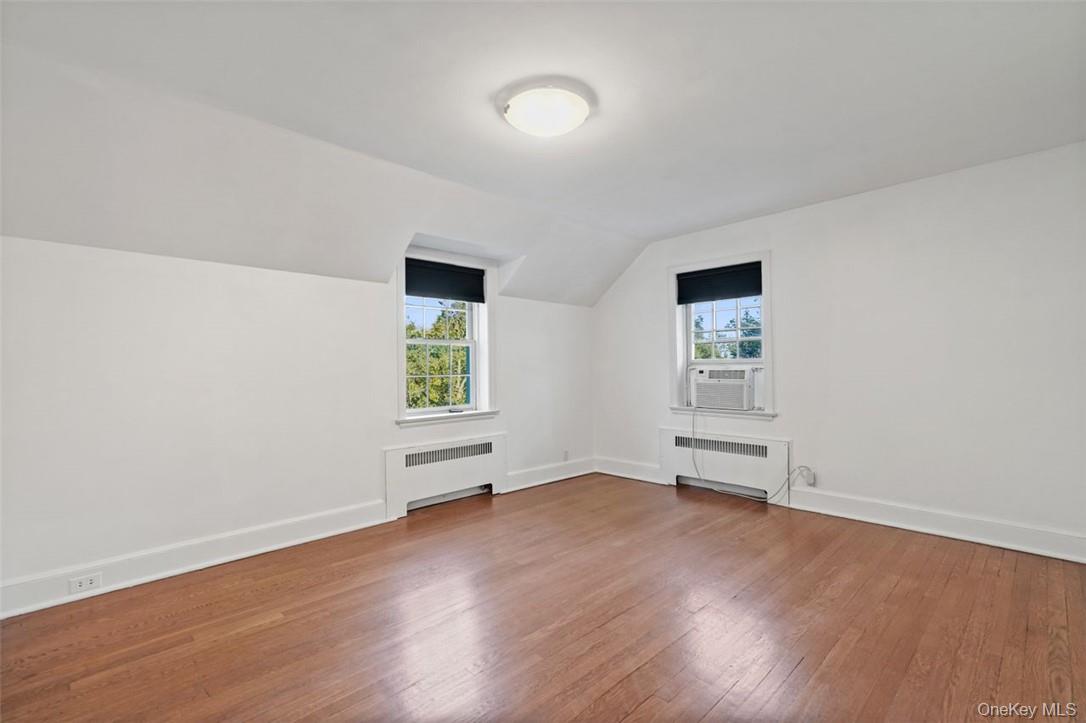 246 Mamaroneck Road Scarsdale, NY 10583 - Photo 22 of 35 Large and bright second bedroom