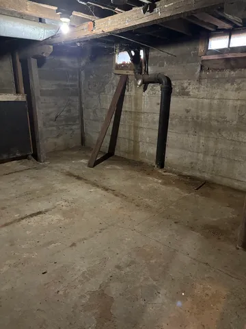 $200,000 | S7321 New Haven Road, North Freedom, WI 53951