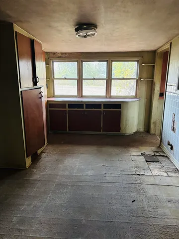 $200,000 | S7321 New Haven Road, North Freedom, WI 53951