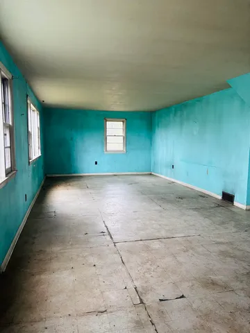 $200,000 | S7321 New Haven Road, North Freedom, WI 53951