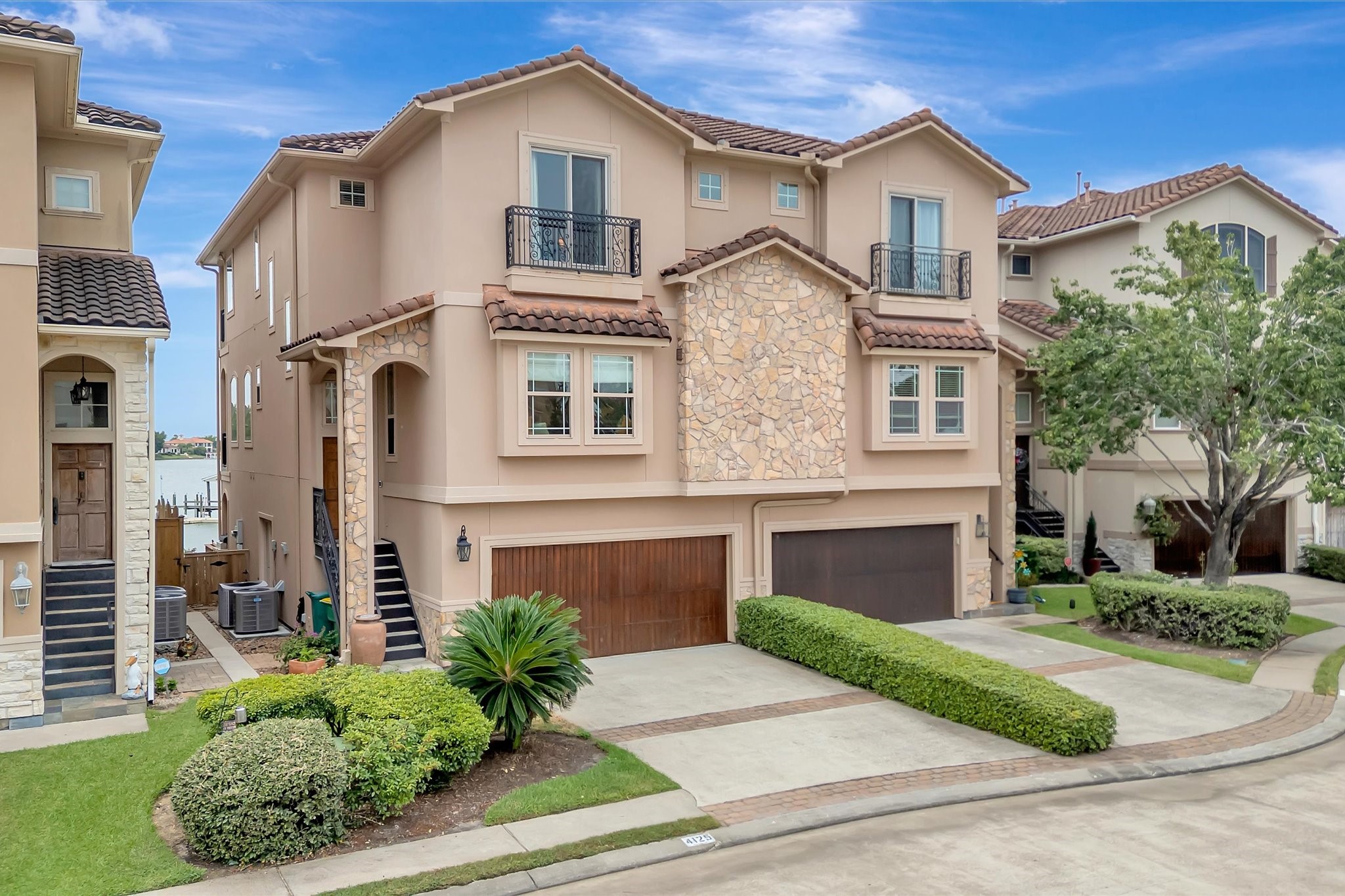 4125 Boardwalk Boulevard Seabrook, TX 77586 - Photo 1 of 50 Gallery Image 1
