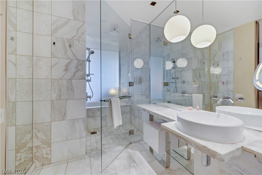 4381 West Flamingo Road, Unit 3708 Las Vegas, NV 89103 - Photo 15 of 32