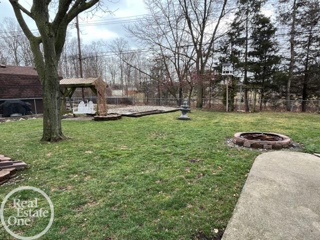 48085 Fuller Road New Baltimore, MI 48051 - Photo 13 of 48 50099819-12.JPG
