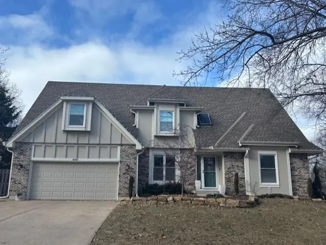 $688,000 | 8000 West 116th Street, Overland Park, KS 66210