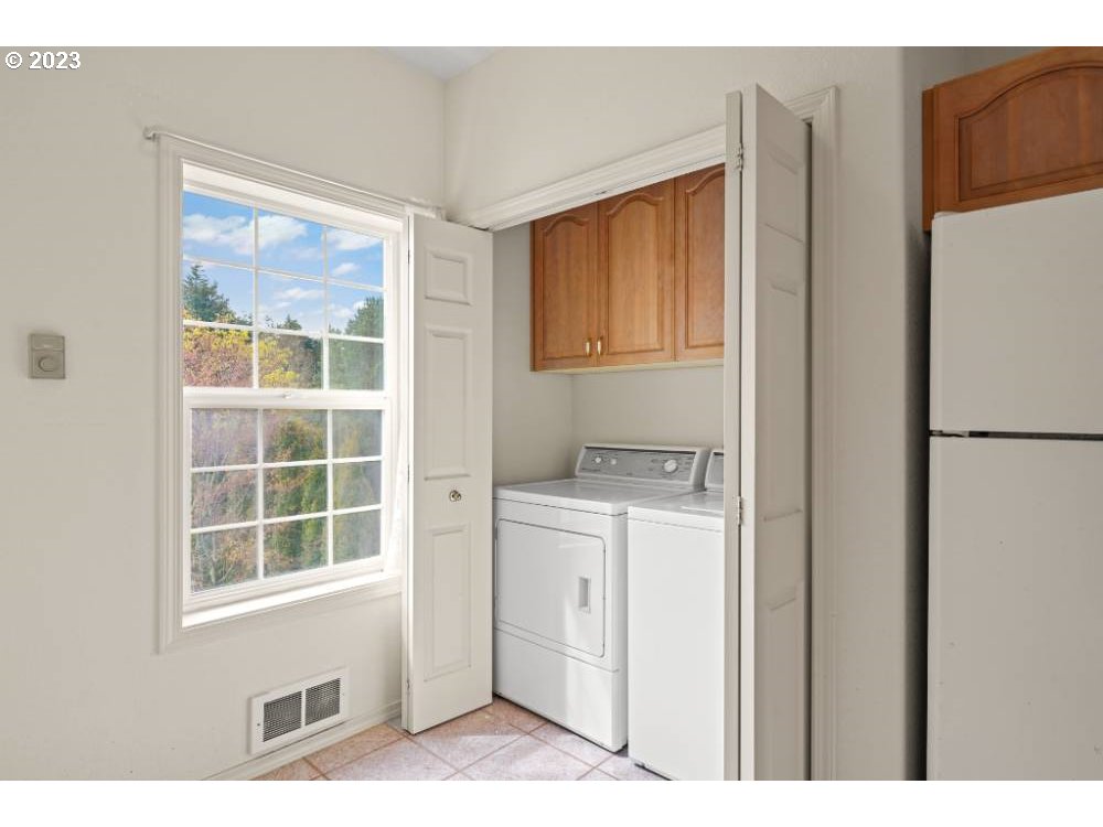 871 8th Street Florence, OR 97439 - Photo 20 of 31 Gallery Image 20