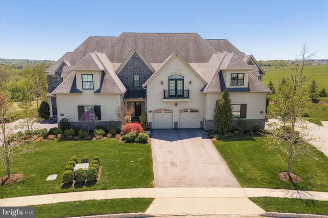 $1,495,000 | 6150 Creekside Drive, Flourtown, PA 19031