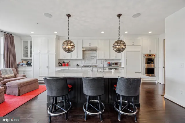 $1,495,000 | 6150 Creekside Drive, Flourtown, PA 19031