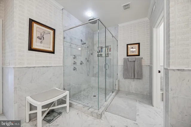 $1,495,000 | 6150 Creekside Drive, Flourtown, PA 19031