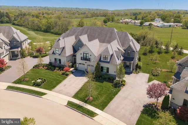 $1,495,000 | 6150 Creekside Drive, Flourtown, PA 19031