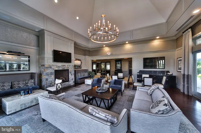 $1,495,000 | 6150 Creekside Drive, Flourtown, PA 19031