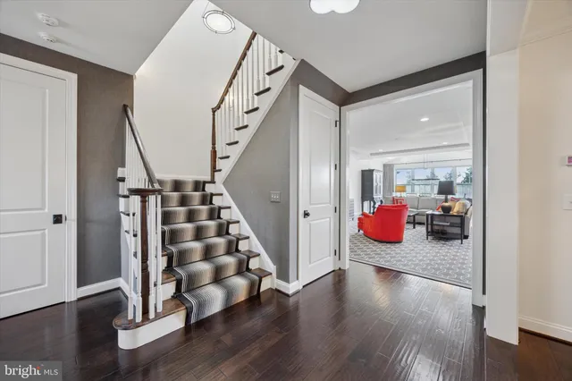 $1,495,000 | 6150 Creekside Drive, Flourtown, PA 19031