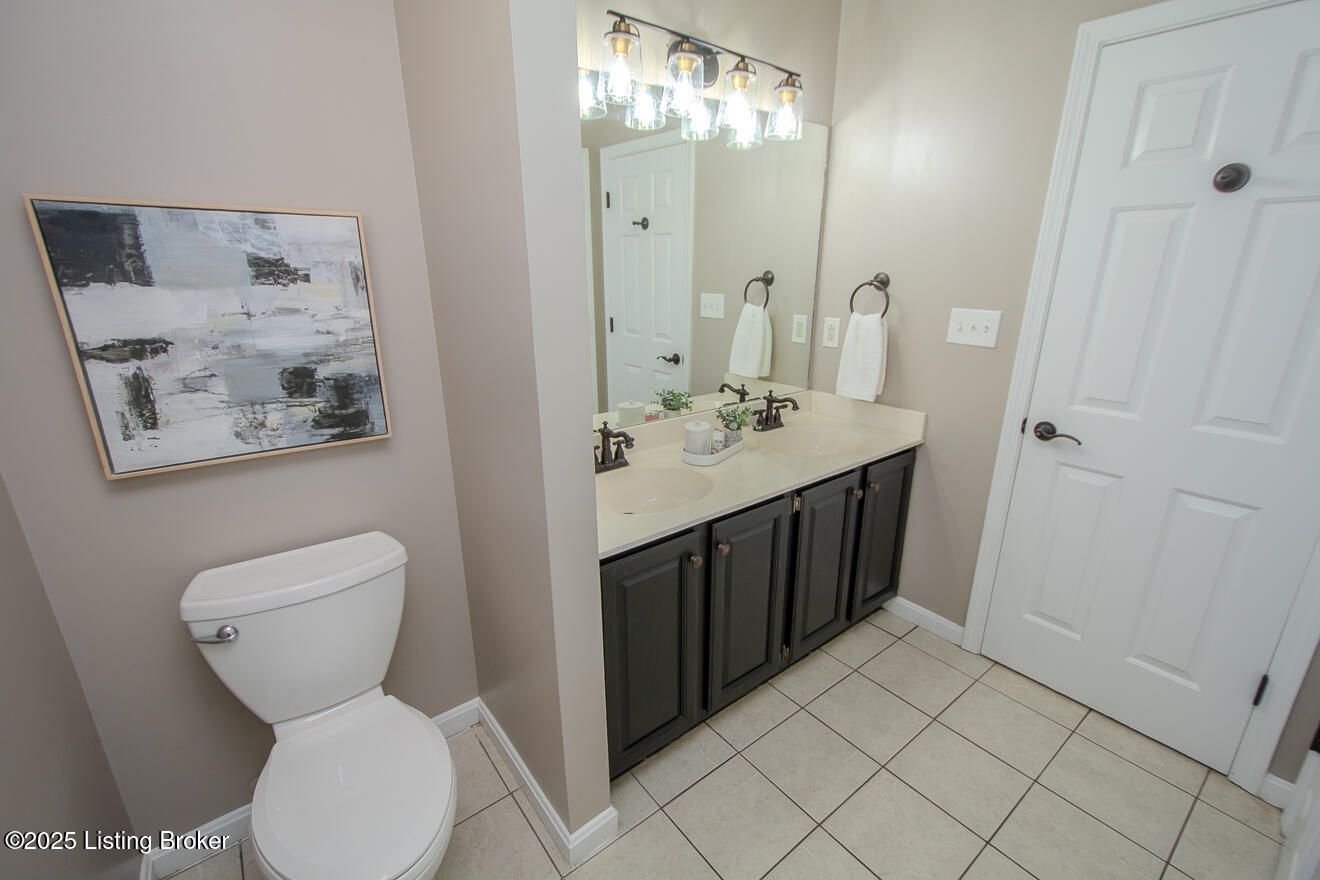 10405 Long Home Road Louisville, KY 40291 - Photo 33 of 54 Full Bath