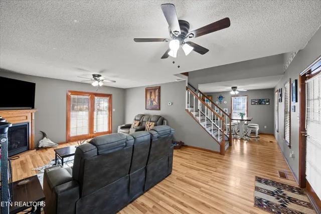 $399,900 | 3888 Cosby Highway, Cosby, TN 37722