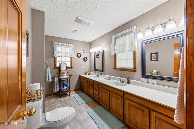 $399,900 | 3888 Cosby Highway, Cosby, TN 37722