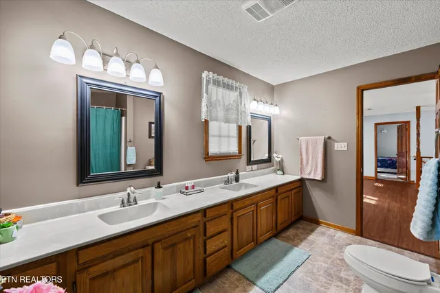 $399,900 | 3888 Cosby Highway, Cosby, TN 37722