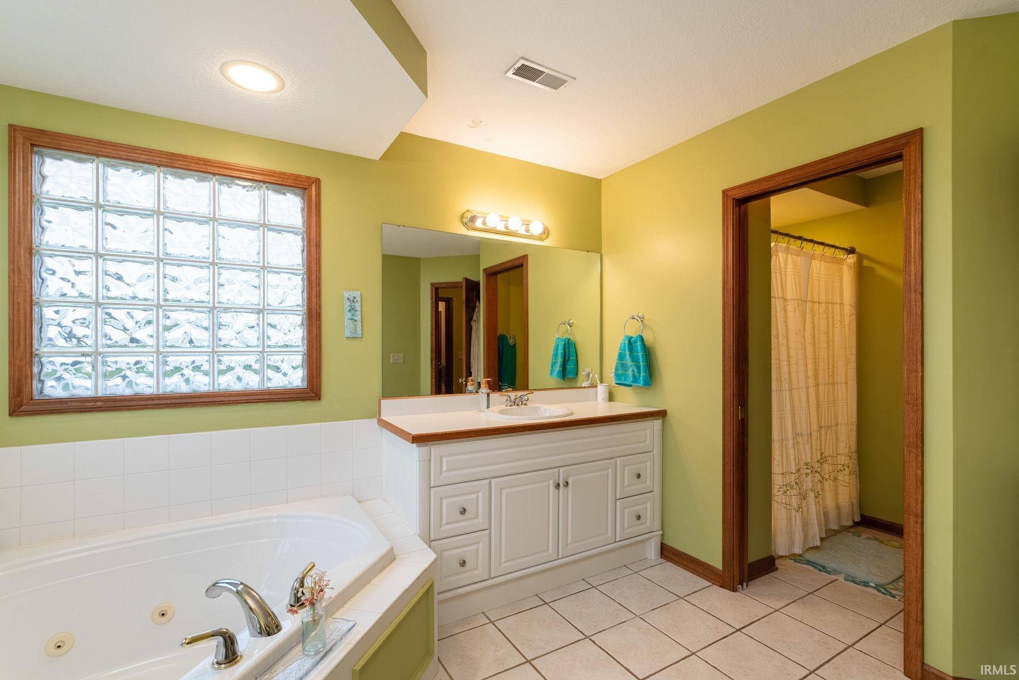 807 Maple Court Sweetser, IN 46953 - Photo 23 of 36