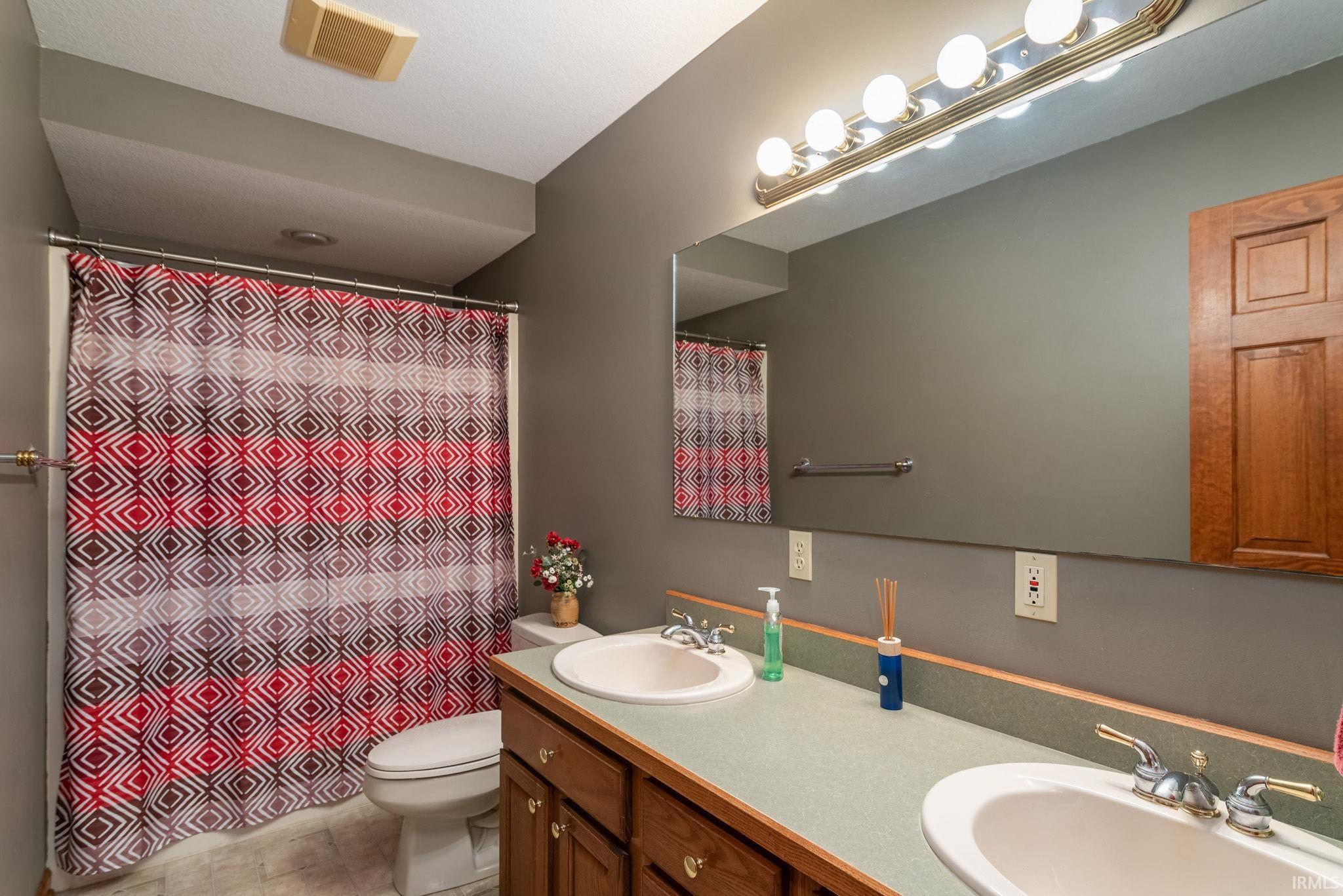 807 Maple Court Sweetser, IN 46953 - Photo 25 of 36