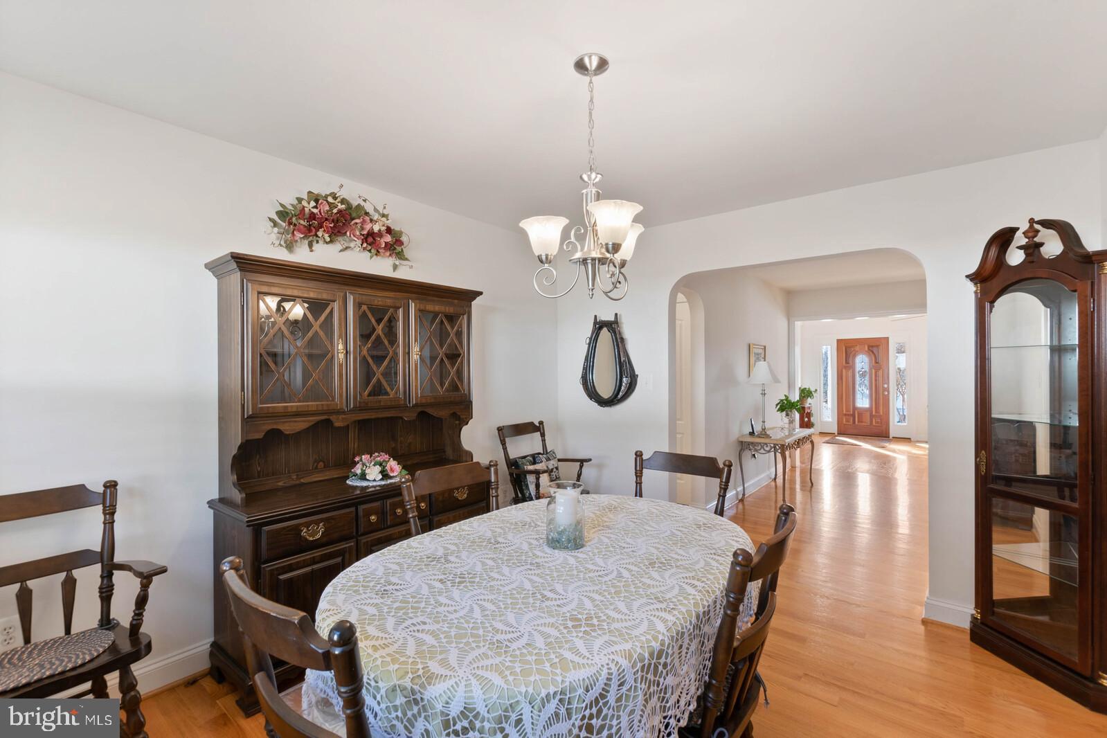 10710 Livingston Road Fort Washington, MD 20744 - Photo 15 of 49 Dining room