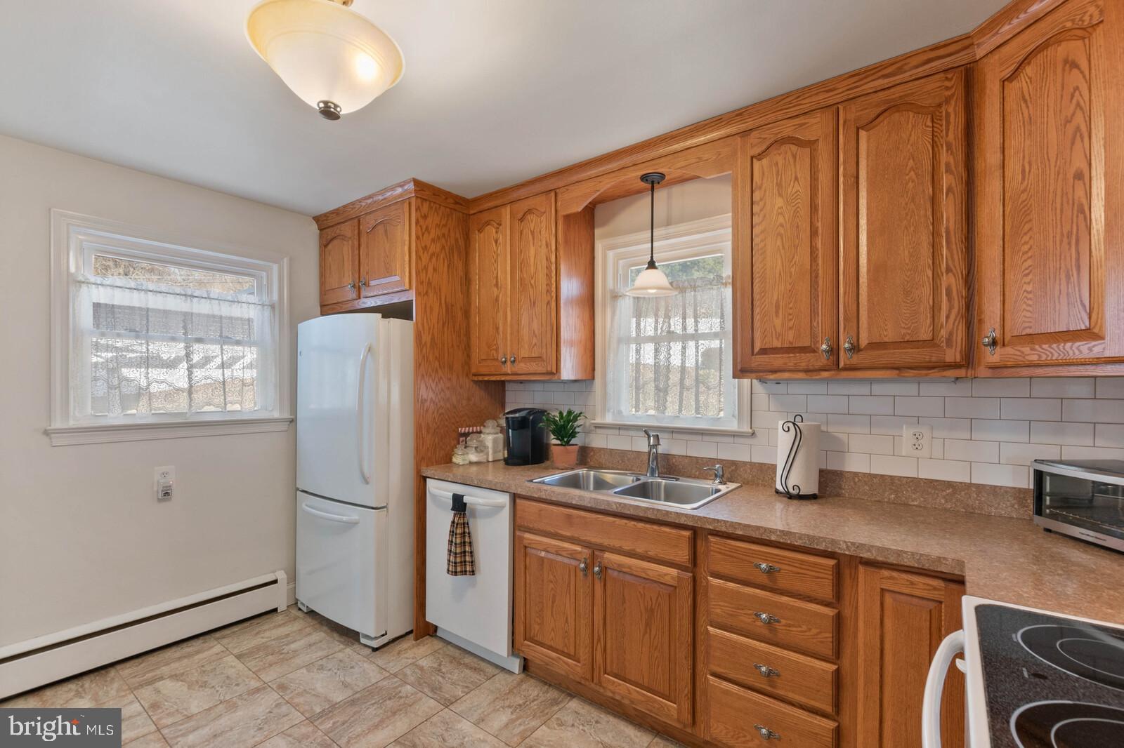 10710 Livingston Road Fort Washington, MD 20744 - Photo 16 of 49 Kitchen