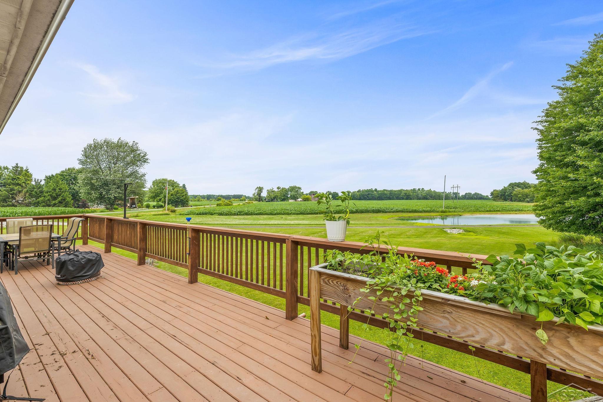 4289 South Sasse Road Hemlock, MI 48626 - Photo 8 of 39 50125950-7.JPG