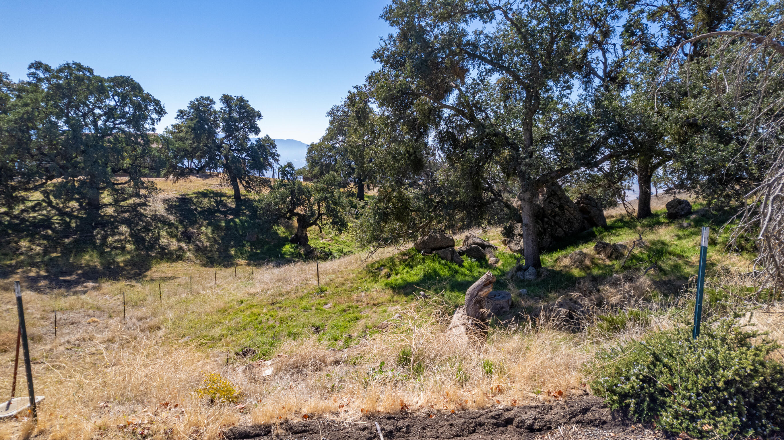 Percheron Place Tehachapi, CA 93561 - Photo 11 of 14 a view of a yard covered in snow