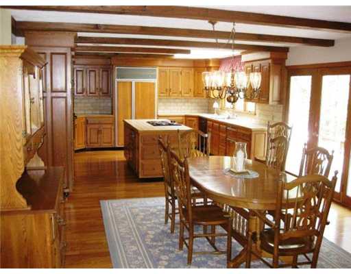 29 Hunter Ridge Drive Scituate, RI 02857 - Photo 6 of 12 Dining Room.