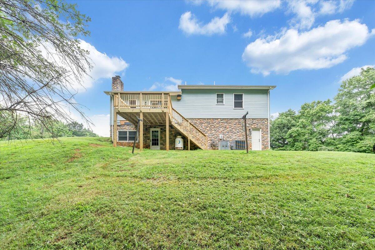 60 Eastover Road Rocky Mount, VA 24151 - Photo 38 of 47 38-MIB09861
