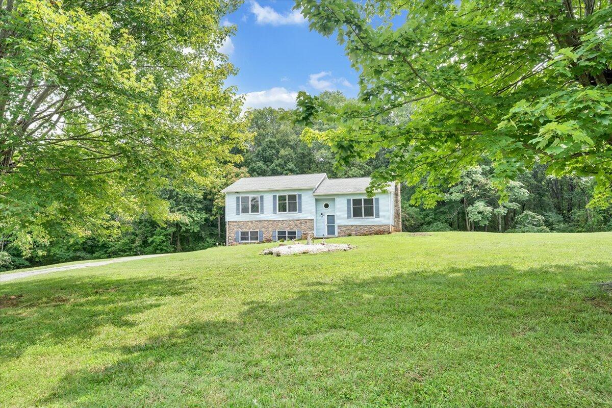 60 Eastover Road Rocky Mount, VA 24151 - Photo 45 of 47 45-MIB09897