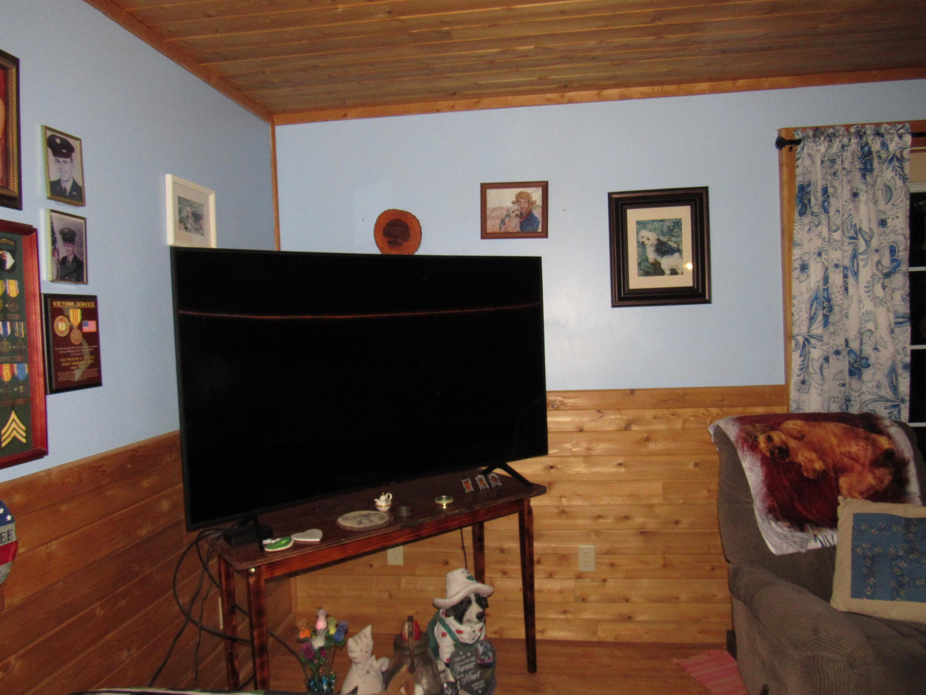 1901 Cross Road Jay, VT 05859 - Photo 14 of 40