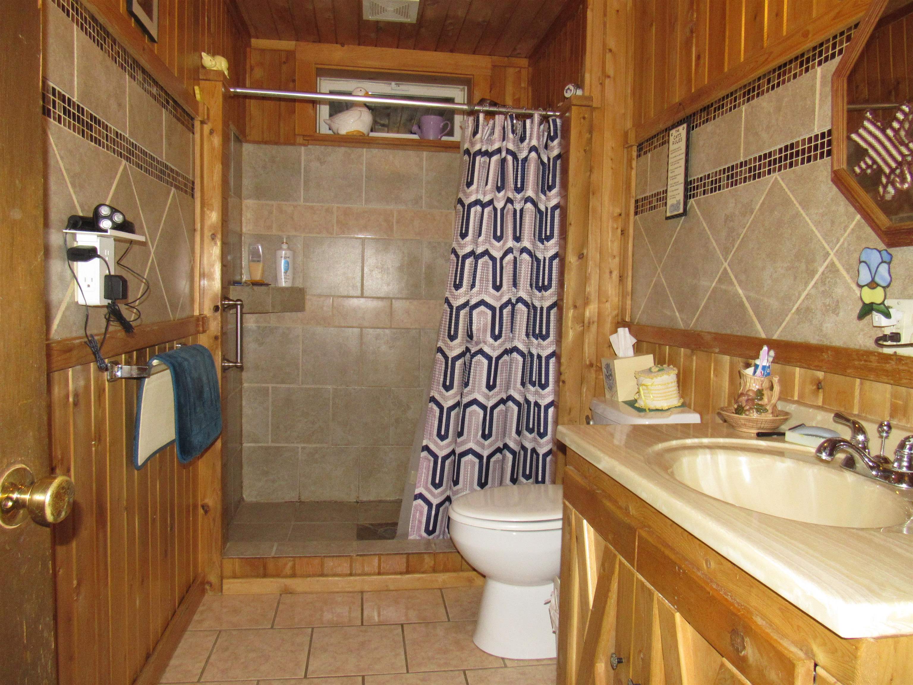 1901 Cross Road Jay, VT 05859 - Photo 24 of 40