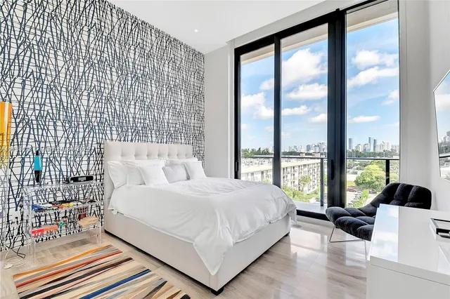 $5,795,000 | 3581 East Glencoe Street, Unit 605, Coconut Grove, FL 33133