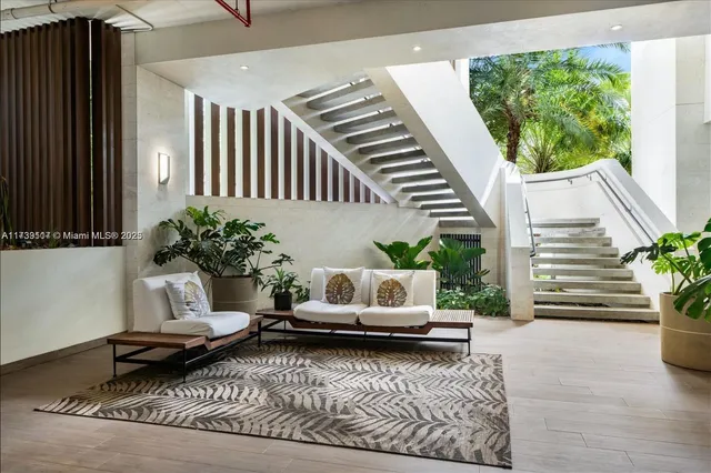 $5,795,000 | 3581 East Glencoe Street, Unit 605, Coconut Grove, FL 33133