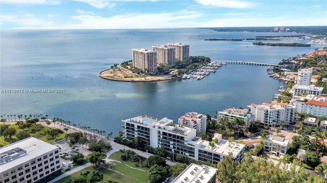 $5,795,000 | 3581 East Glencoe Street, Unit 605, Coconut Grove, FL 33133