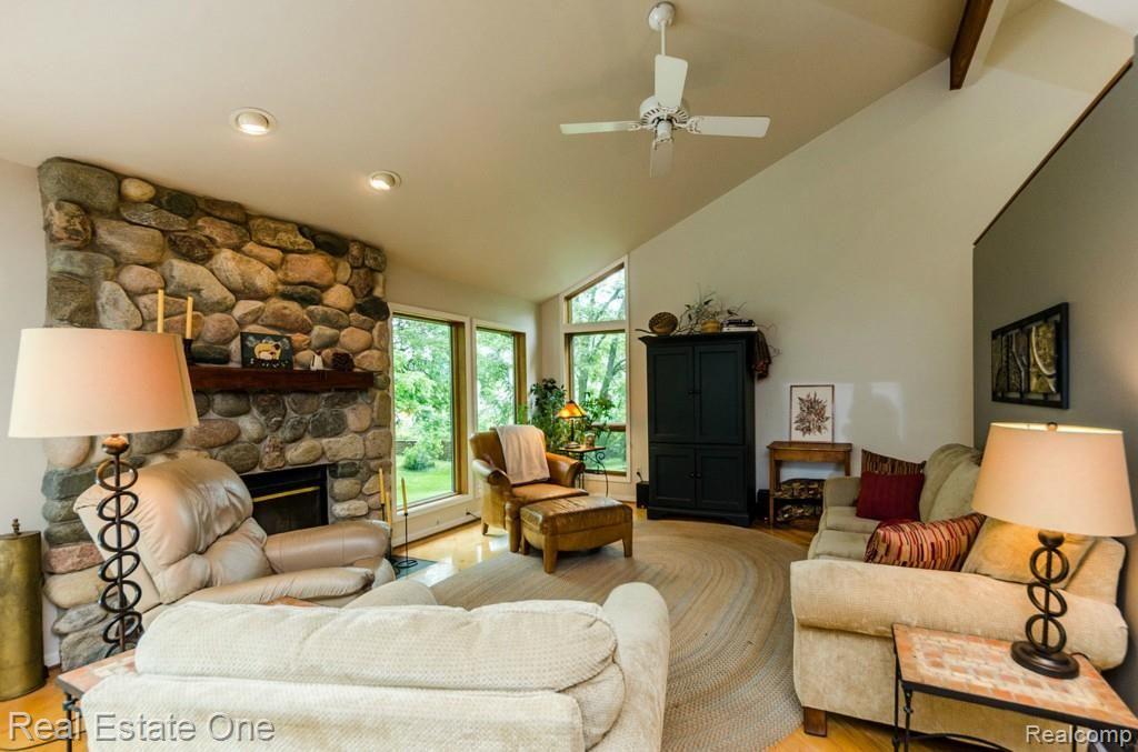 6560 Brighton Road Brighton, MI 48116 - Photo 15 of 57 14_57.jpg