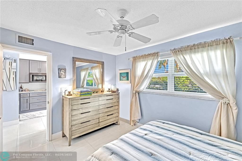 1439 South Ocean Boulevard, Unit 312 Lauderdale-by-the-Sea, FL 33062 - Photo 15 of 26 Second bedroom. large and bright.