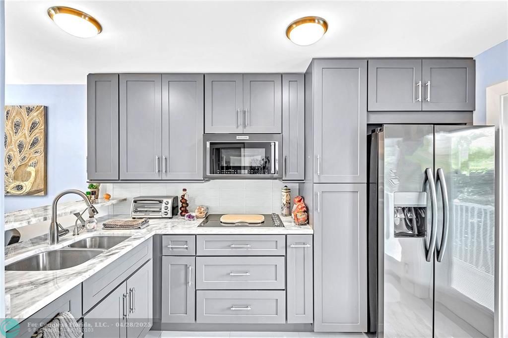 1439 South Ocean Boulevard, Unit 312 Lauderdale-by-the-Sea, FL 33062 - Photo 19 of 26 Totally remodeled