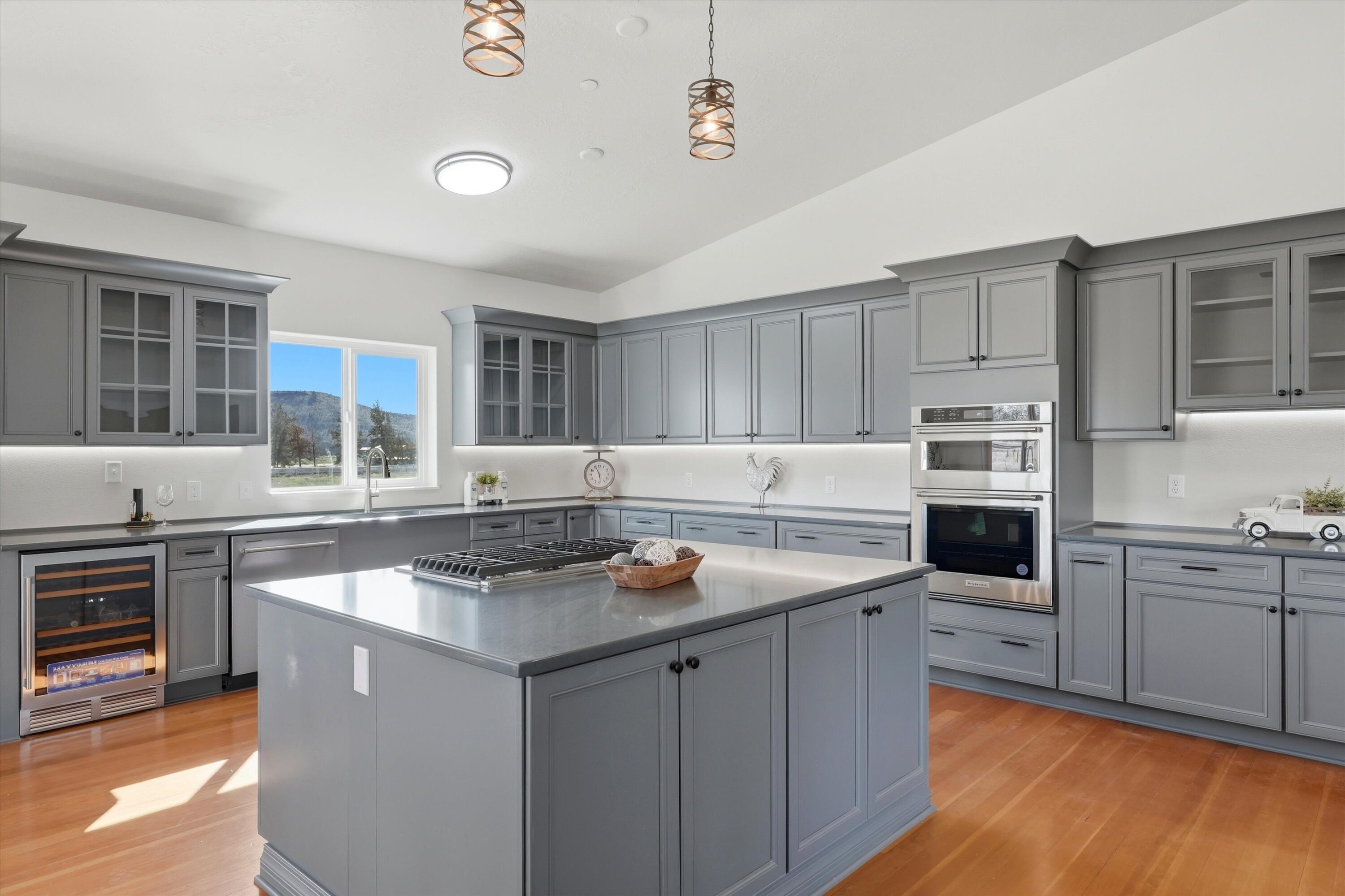 8905 Northwest Elizabeth Way Prineville, OR 97754 - Photo 13 of 45 Kitchen