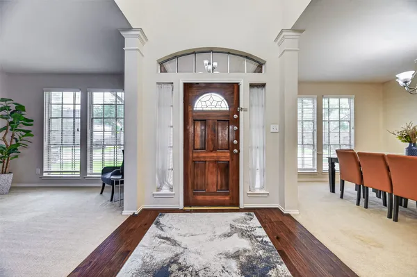 $475,000 | 5911 Indian Hills Lane, Sugar Land, TX 77479