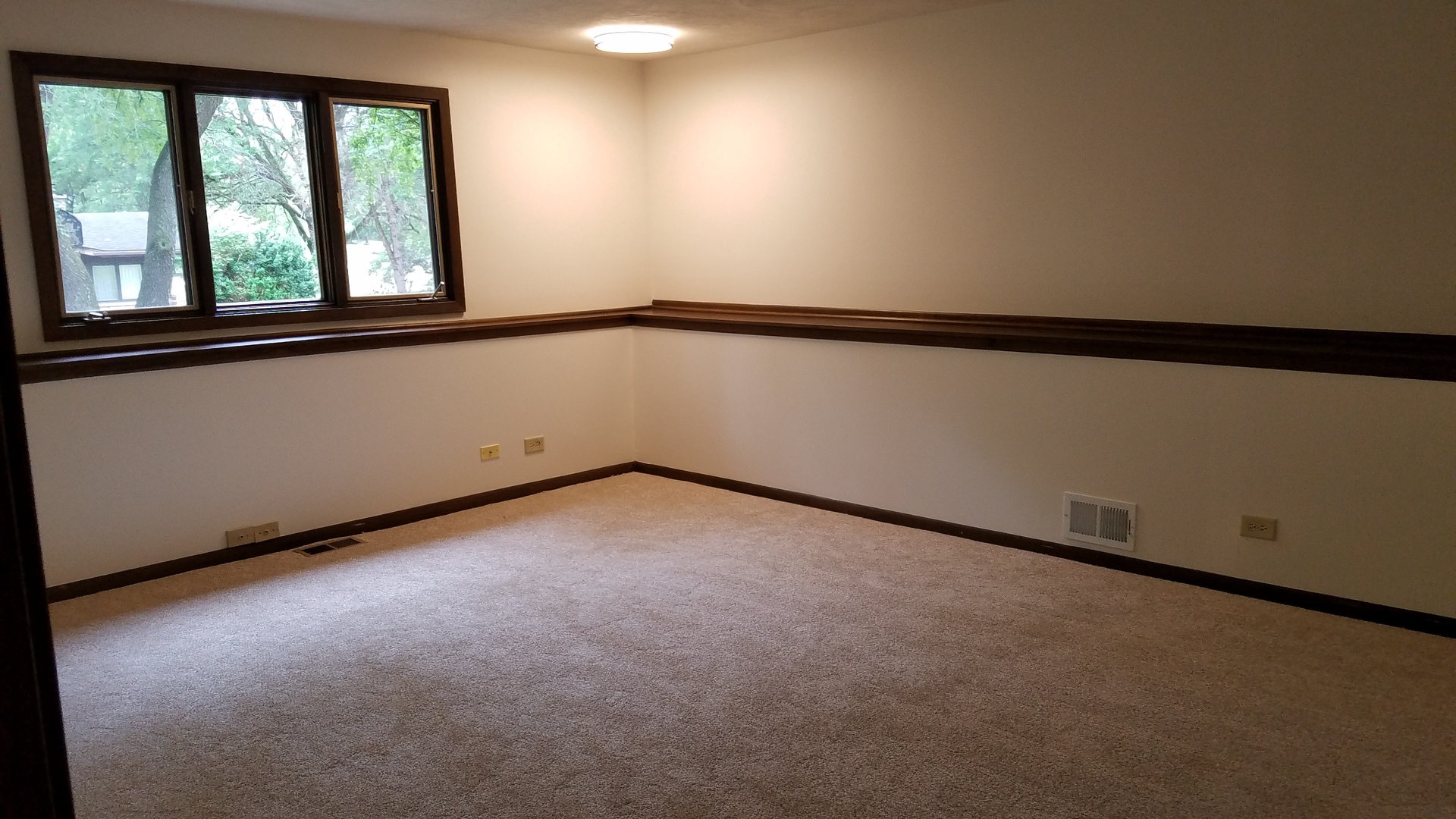277 Greenwood Road Elgin, IL 60120 - Photo 22 of 29