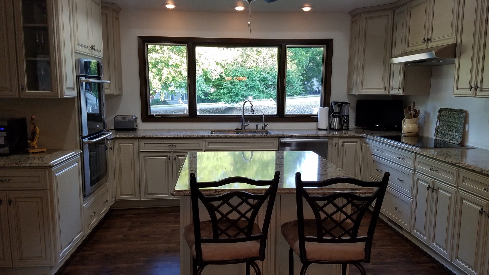 277 Greenwood Road Elgin, IL 60120 - Photo 6 of 29