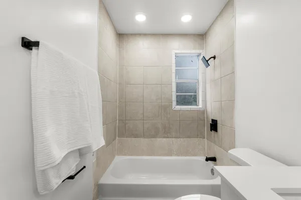 $459,000 | 114 Northwest 10th Avenue, Delray Beach, FL 33444