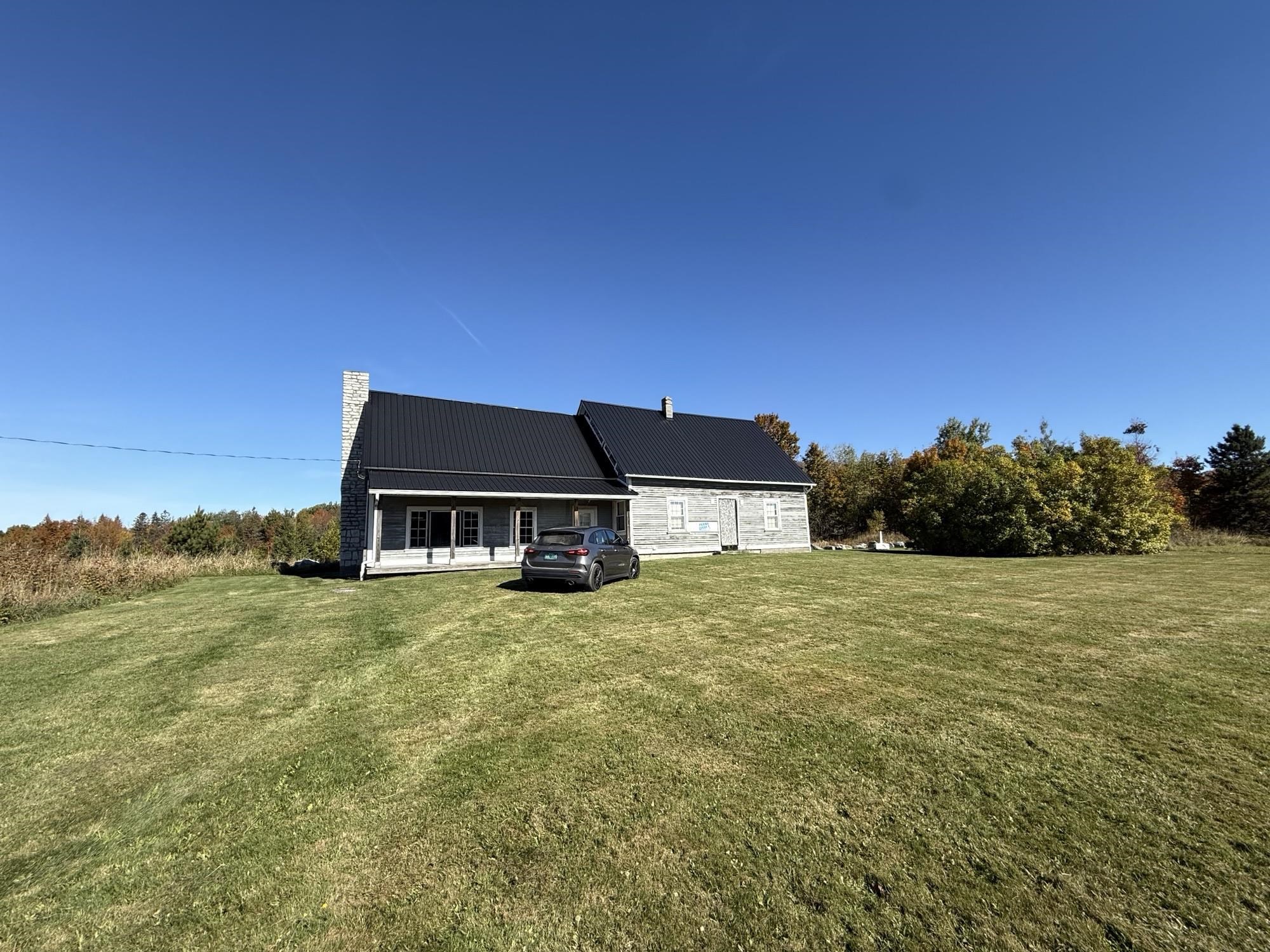 941 Line Farm Road Derby Line, VT 05830 - Photo 8 of 29 Gallery Image 8