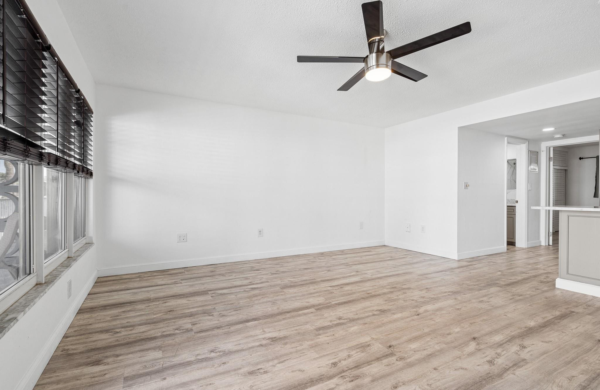 1110 North Riverside Drive, Unit 20 Pompano Beach, FL 33062 - Photo 13 of 34 Photo 13