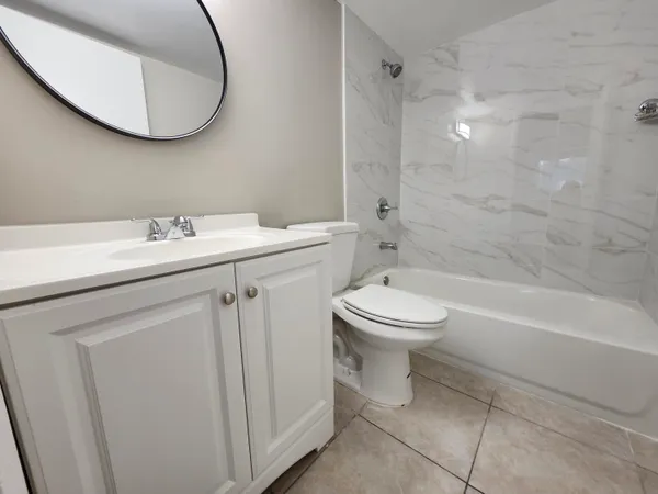 $1,900 | 545 Trace Circle, Unit 105, Deerfield Beach, FL 33441