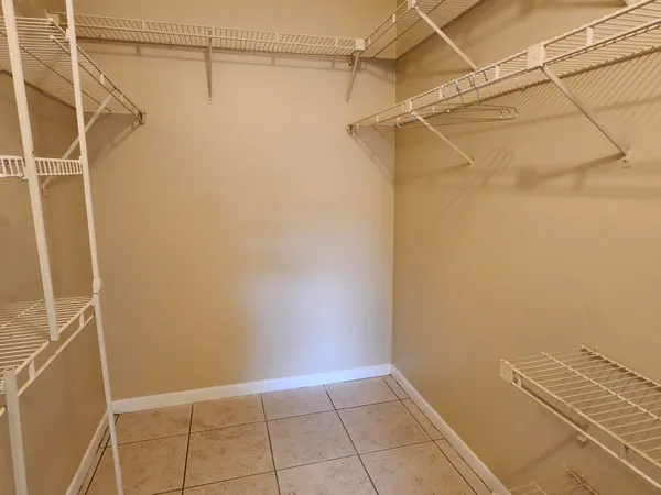 $1,900 | 545 Trace Circle, Unit 105, Deerfield Beach, FL 33441