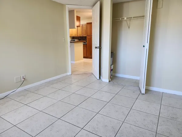 $1,900 | 545 Trace Circle, Unit 105, Deerfield Beach, FL 33441