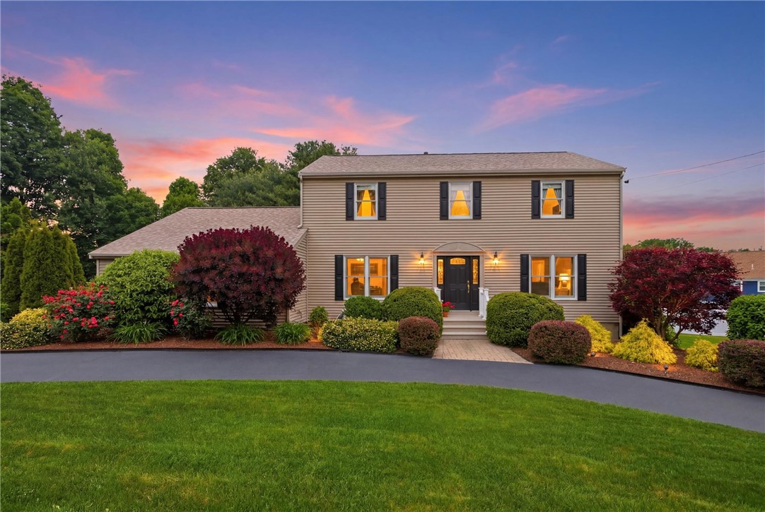 4 High Ridge Drive Lincoln, RI 02865 - Photo 2 of 45