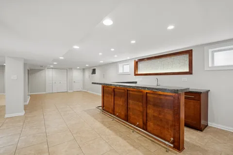 $599,999 | 8455 Chester Avenue, Niles, IL 60714