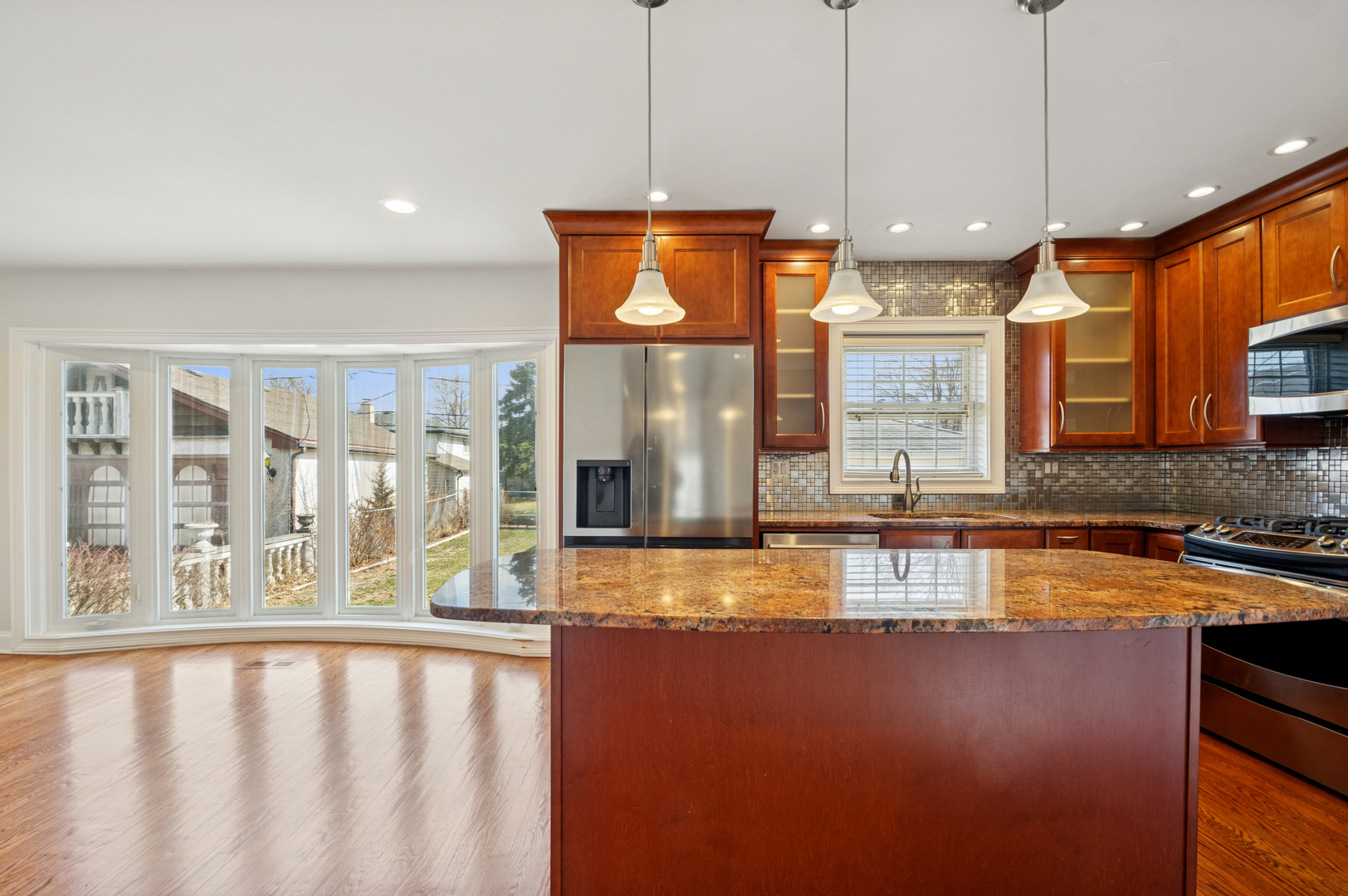 8455 Chester Avenue Niles, IL 60714 - Photo 7 of 27